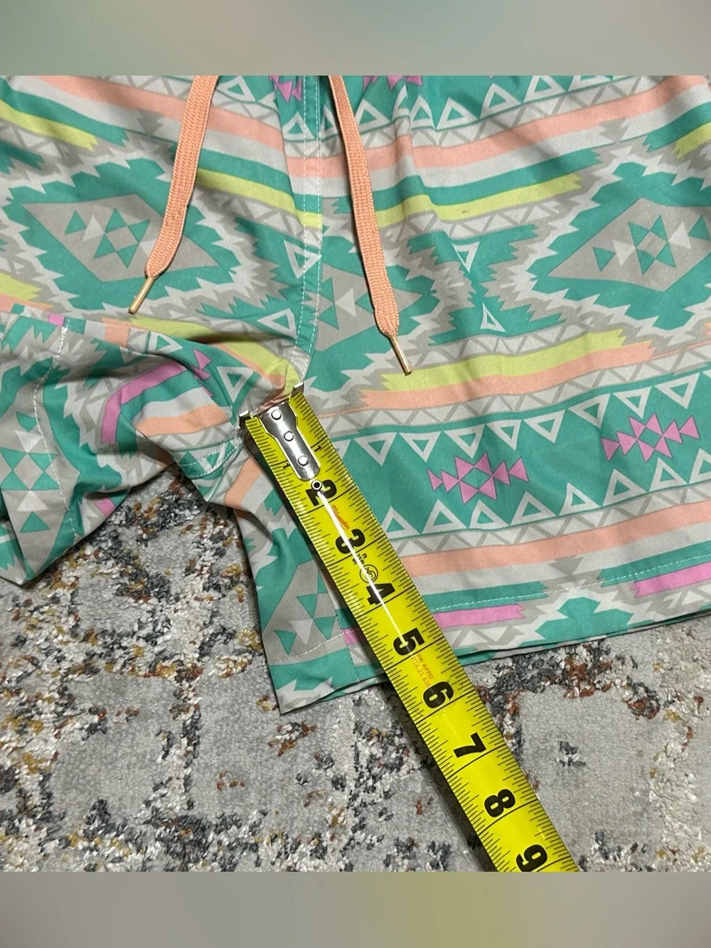 Chubbies The En Fuegos swim trunks aztec geometric pattern size Small